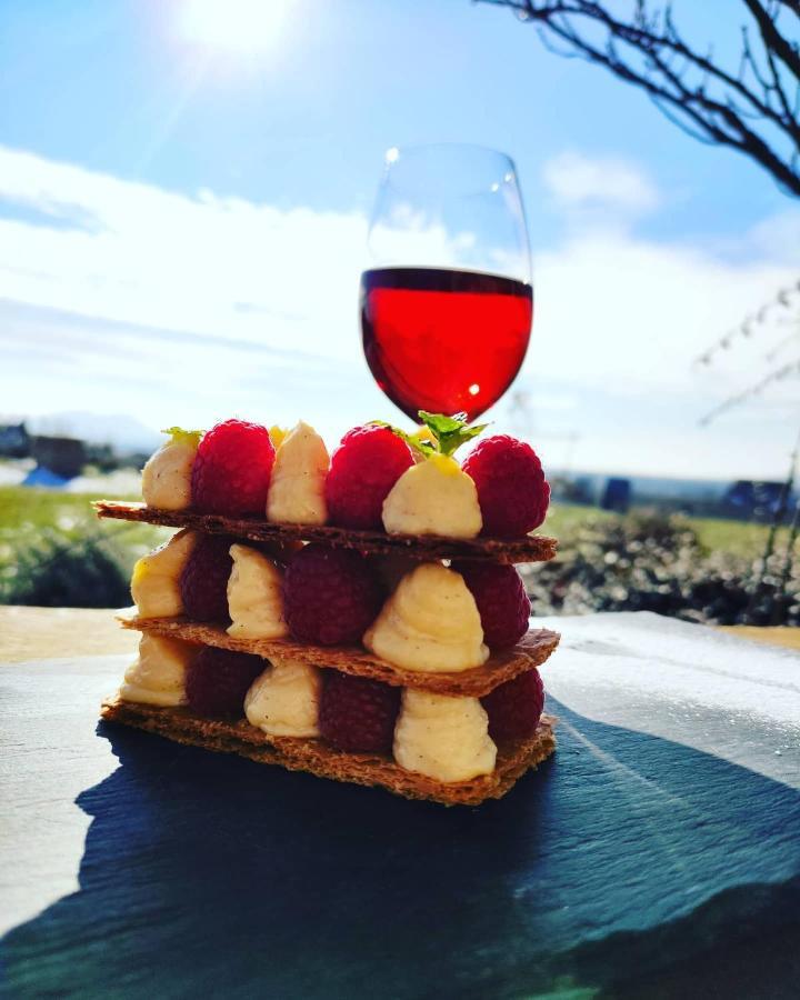 באלאטונפורד Koczor Winery & Guesthouse מראה חיצוני תמונה
