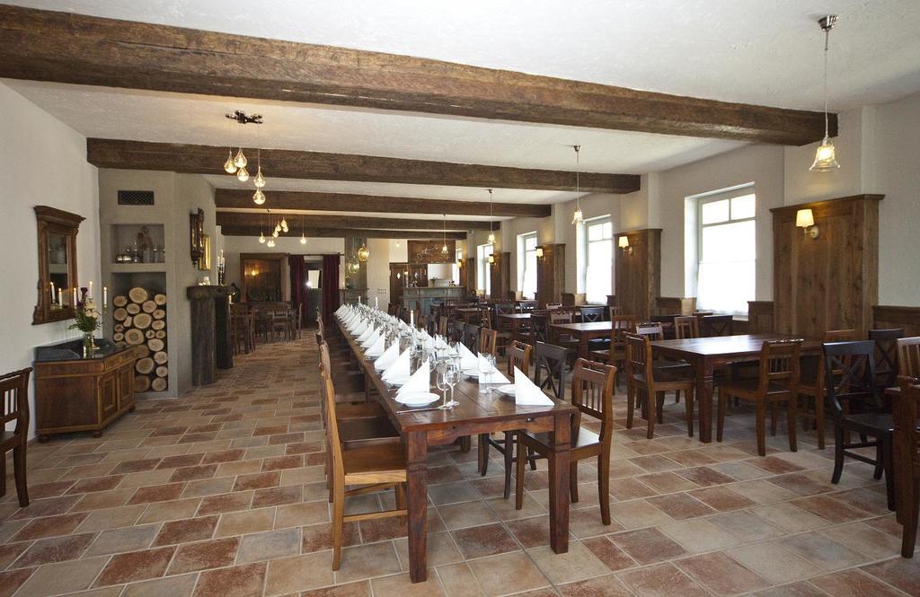 באלאטונפורד Koczor Winery & Guesthouse מראה חיצוני תמונה