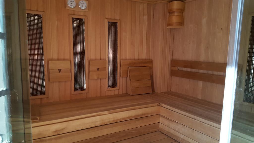 באלאטונפורד Koczor Winery & Guesthouse מראה חיצוני תמונה