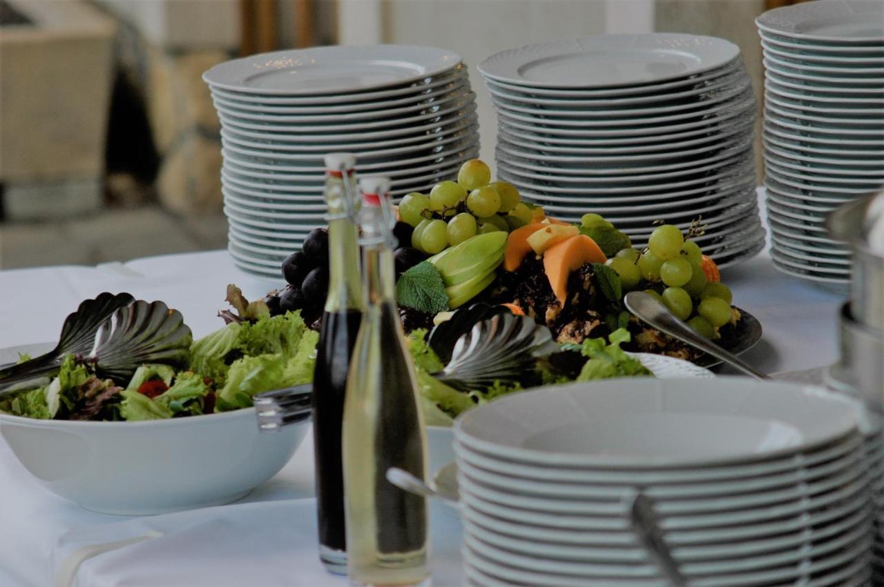 באלאטונפורד Koczor Winery & Guesthouse מראה חיצוני תמונה
